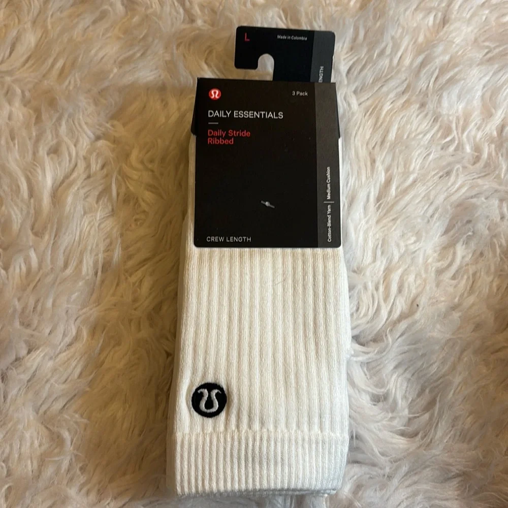 Lululemon Men’s Daily Stride Ribbed Comfort Crew Sock Stripe *3 pack, White, L